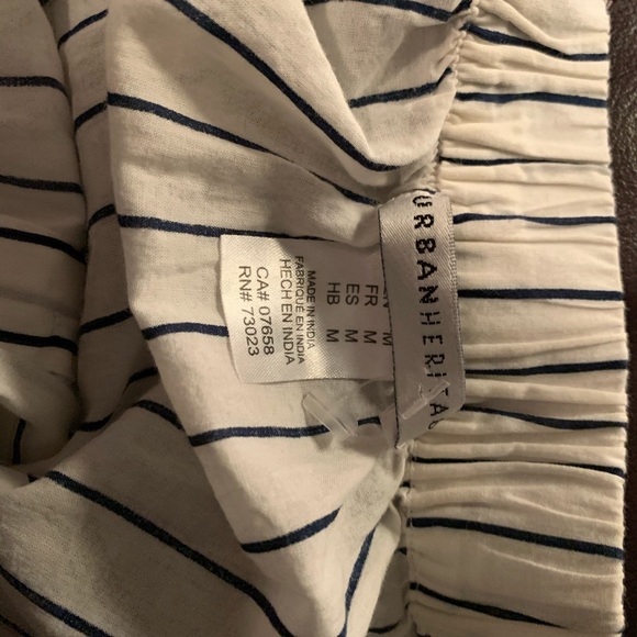 Pin striped crop top - Picture 2 of 3